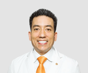 Dr. Marcus Lastimado